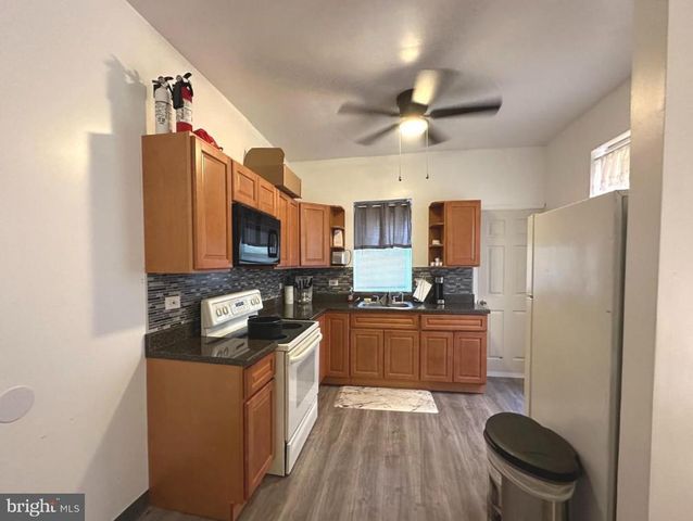 3019 N MARSHALL ST, Philadelphia, PA 19133