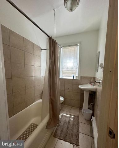 3019 N MARSHALL ST, Philadelphia, PA 19133