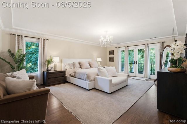 1865 Harvest Lane, Bloomfield Hills, MI 48302