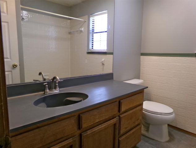 1913 Killarney DR, Leander, TX 78641