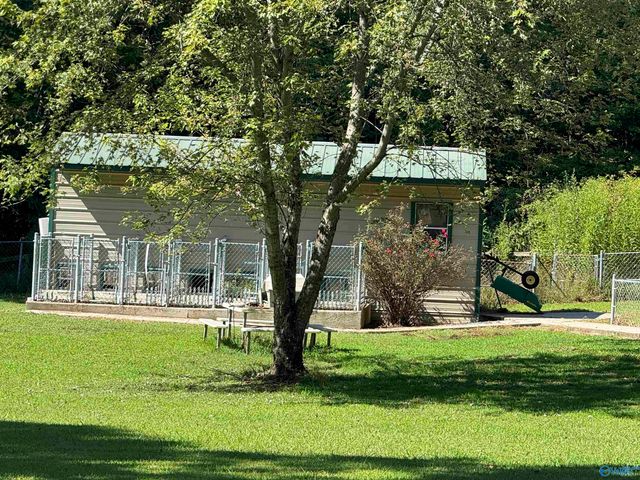 5654 County Road 39, Fackler, AL 35746