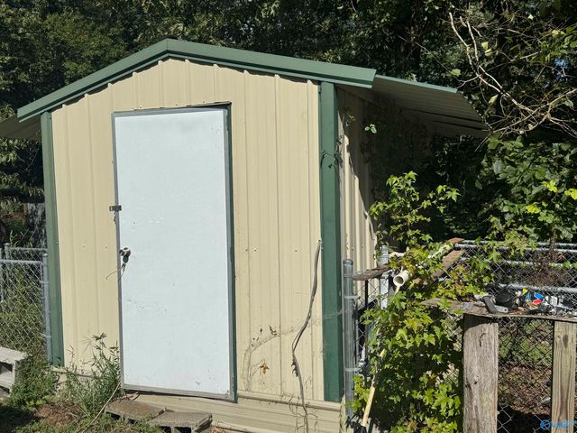 5654 County Road 39, Fackler, AL 35746