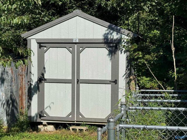 5654 County Road 39, Fackler, AL 35746