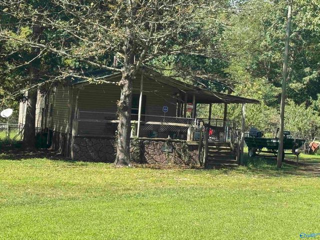 5654 County Road 39, Fackler, AL 35746