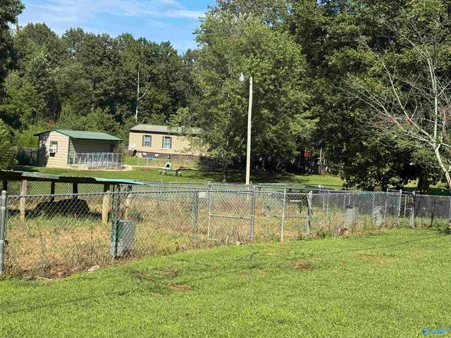 5654 County Road 39, Fackler, AL 35746