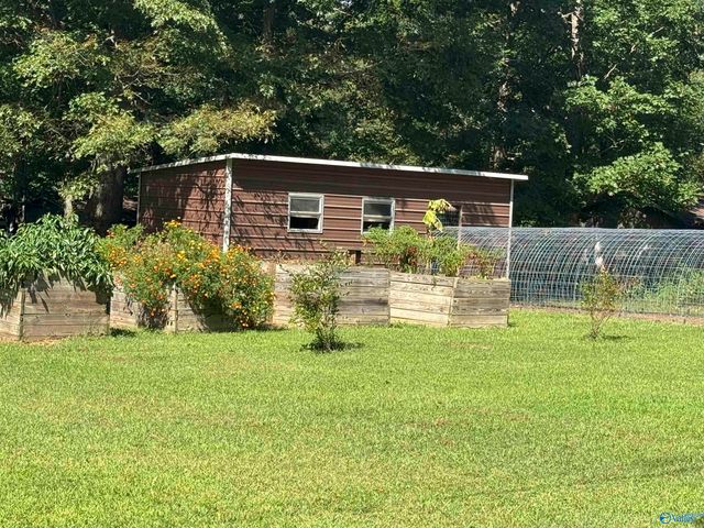 5654 County Road 39, Fackler, AL 35746