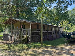 5654 County Road 39, Fackler, AL 35746