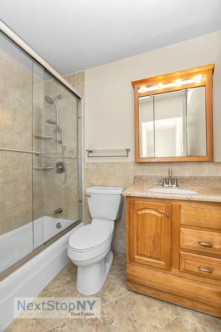 245 E 54th St Apt 4K, New York City, NY 10022