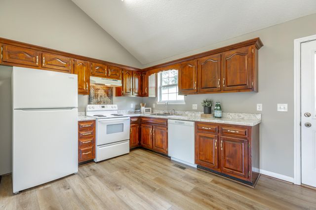 6894 Hillside Bend Trail, Harrison, TN 37341