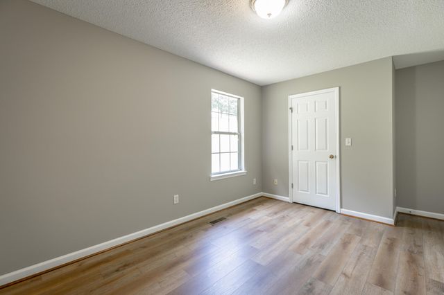 6894 Hillside Bend Trail, Harrison, TN 37341