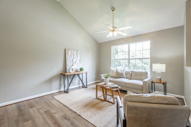 6894 Hillside Bend Trail, Harrison, TN 37341