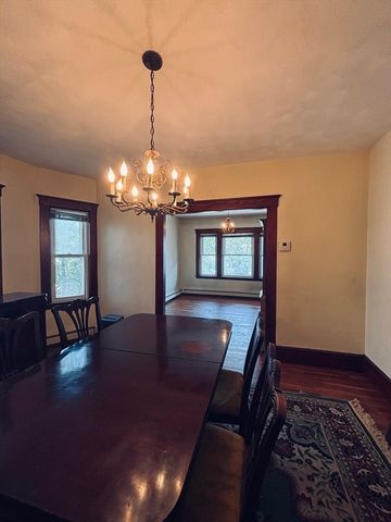 207 Gladstone St, Boston, MA 02128