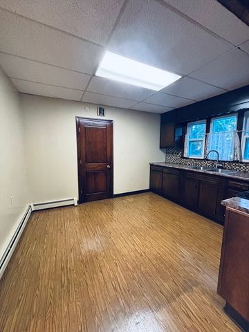 207 Gladstone St, Boston, MA 02128