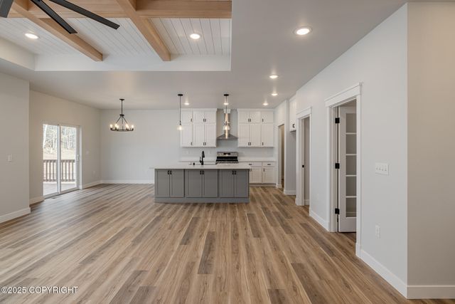 L6 B1 E Heartland Loop, Palmer, AK 99645