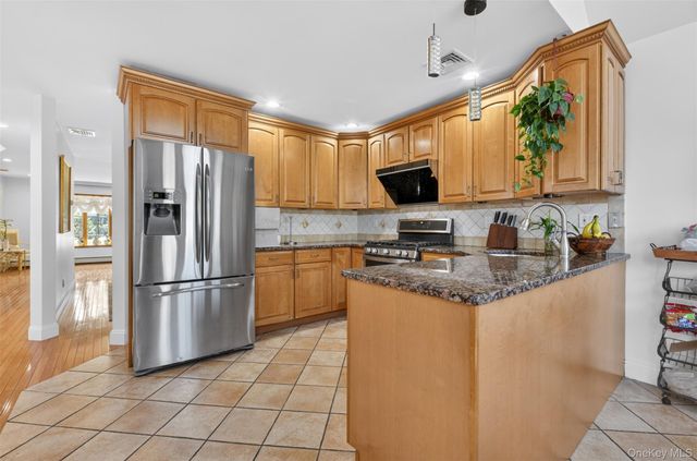 162-11 12th Road, Whitestone, NY 11357