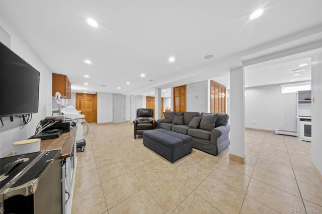 162-11 12th Road, Whitestone, NY 11357
