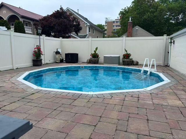 162-11 12th Road, Whitestone, NY 11357
