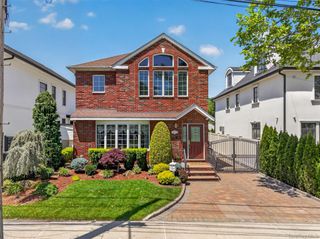 162-11 12th Road, Whitestone, NY 11357