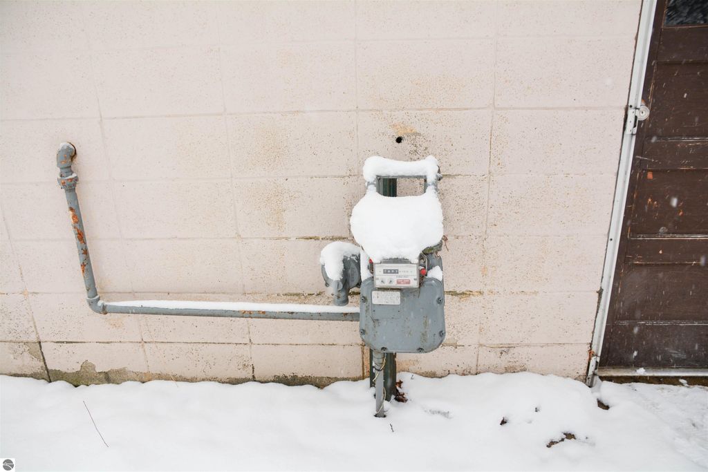 Image 25 of property listing at 1638-1640 S Garfield Avenue, Traverse City, MI 49686