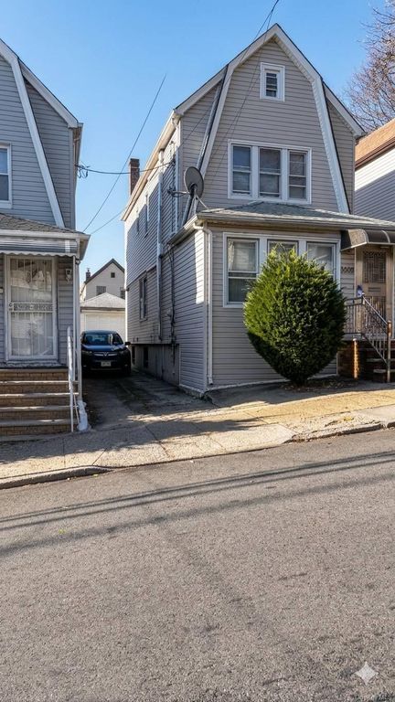 8608 144th Street, Jamaica, NY 11435 — exterior
