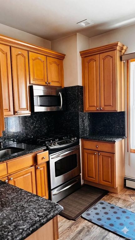 8608 144th Street, Jamaica, NY 11435 — photo 4