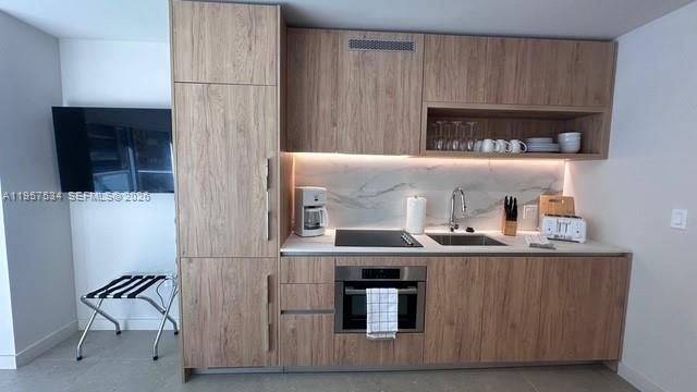 11 NE 6th St 902, Miami, FL 33132