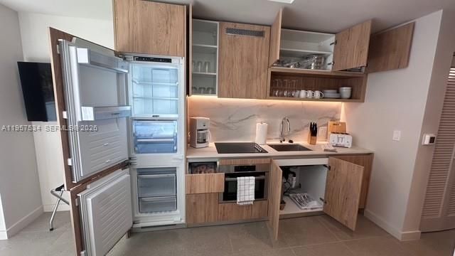 11 NE 6th St 902, Miami, FL 33132