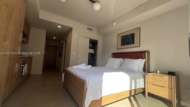 11 NE 6th St 902, Miami, FL 33132