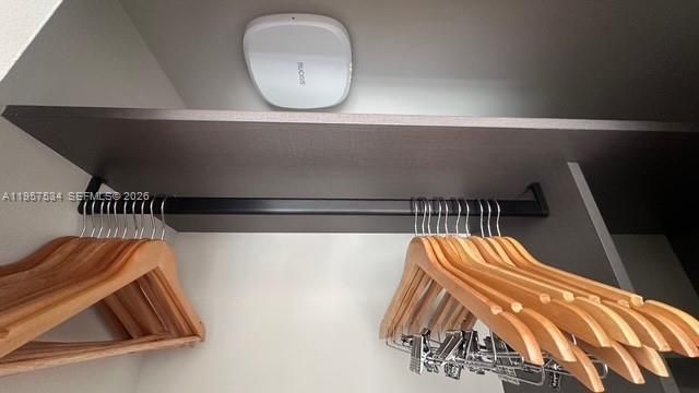 11 NE 6th St 902, Miami, FL 33132