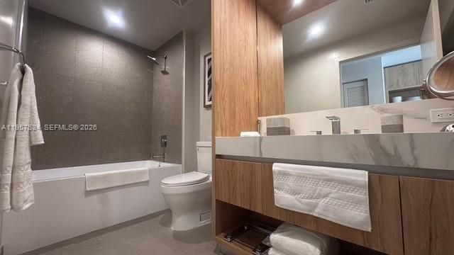 11 NE 6th St 902, Miami, FL 33132