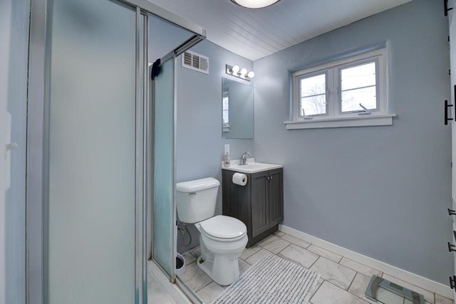 1518 Laurel Avenue, Janesville, WI 53548