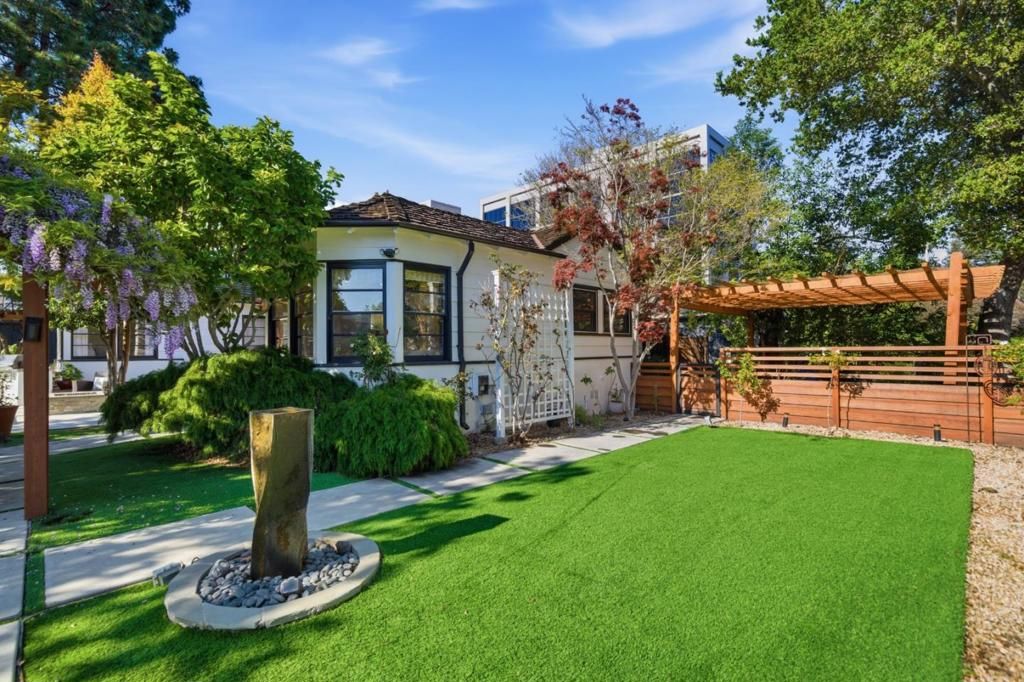 Image 3 of property listing at 30 Mission Drive, San Mateo, CA 94402