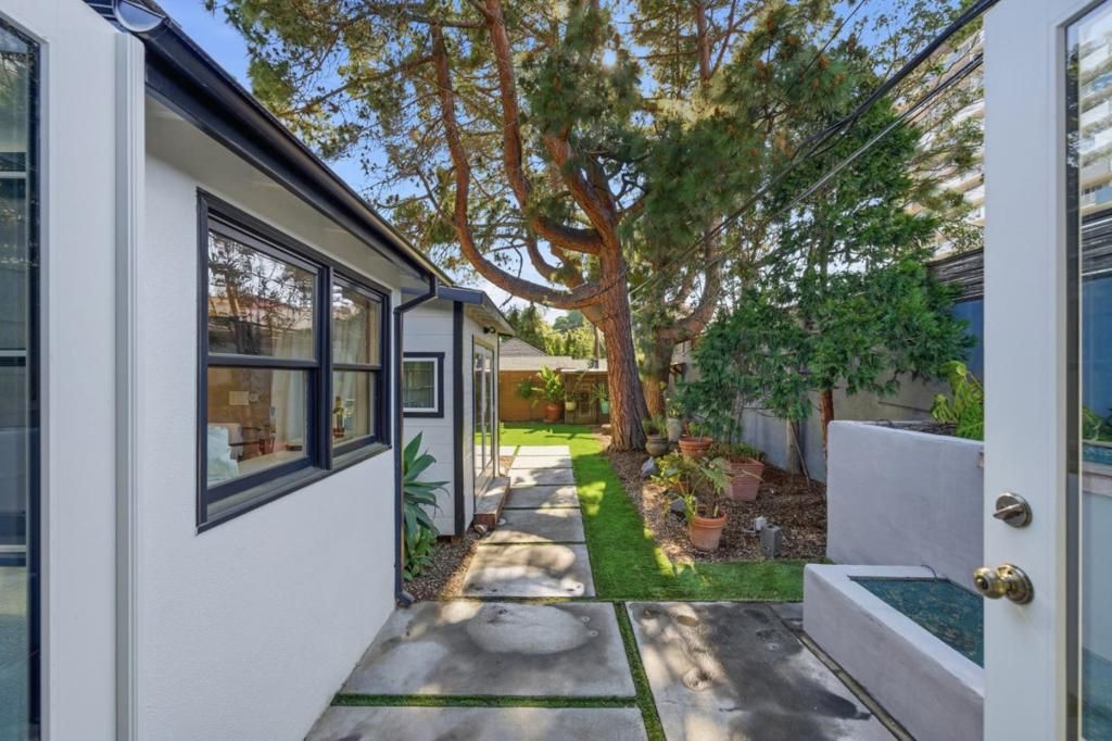 Image 42 of property listing at 30 Mission Drive, San Mateo, CA 94402