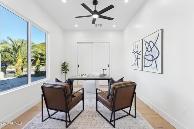 5335 E KELTON Lane, Scottsdale, AZ 85254