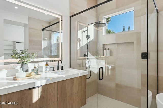 5335 E KELTON Lane, Scottsdale, AZ 85254