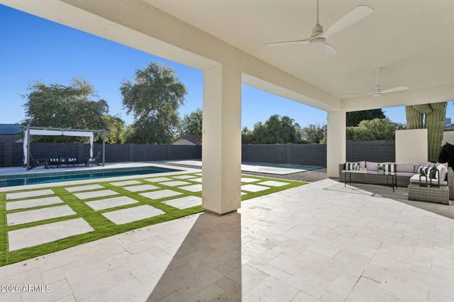 5335 E KELTON Lane, Scottsdale, AZ 85254