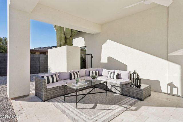 5335 E KELTON Lane, Scottsdale, AZ 85254