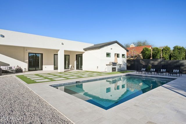 5335 E KELTON Lane, Scottsdale, AZ 85254