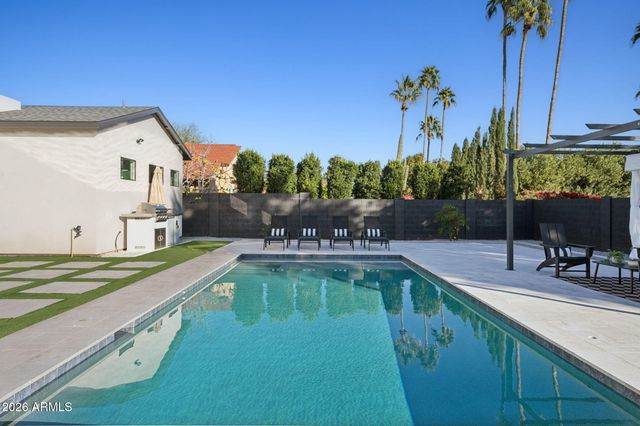 5335 E KELTON Lane, Scottsdale, AZ 85254