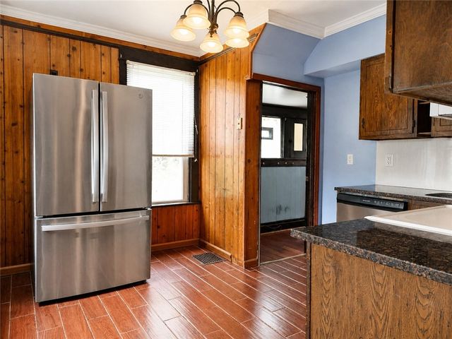 416 10th Avenue, New Brighton, PA 15066