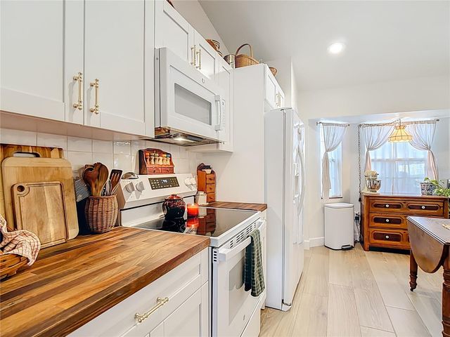 8195 WESTMONT TERRACE DRIVE, Lakeland, FL 33810