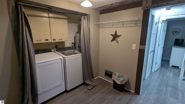 2552 E Birch Court, Cedar, MI 49621