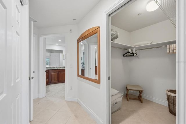 8111 LAKEWOOD MAIN STREET 306, Lakewood Ranch, FL 34202