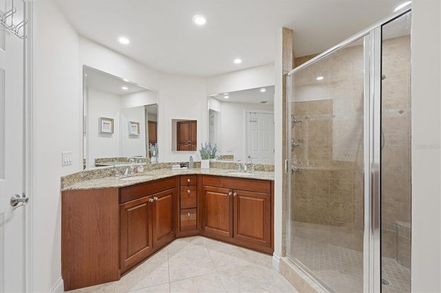 8111 LAKEWOOD MAIN STREET 306, Lakewood Ranch, FL 34202