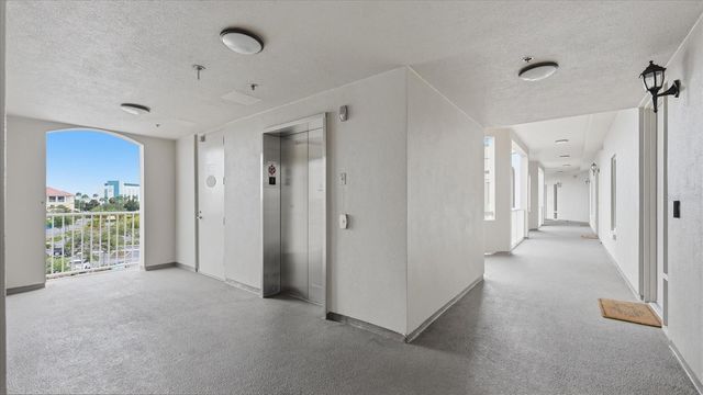 8111 LAKEWOOD MAIN STREET 306, Lakewood Ranch, FL 34202