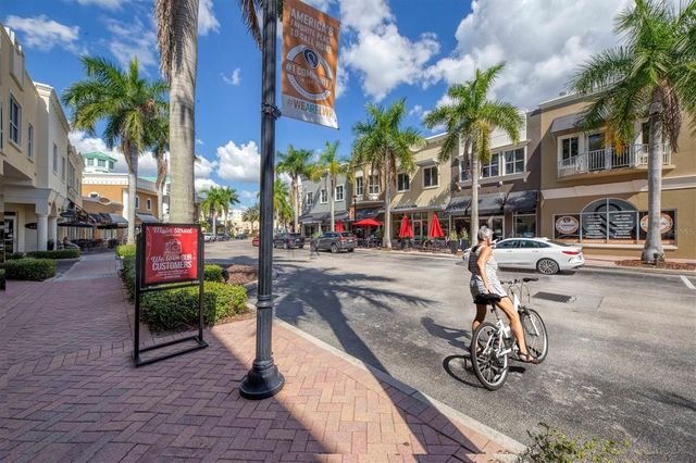 8111 LAKEWOOD MAIN STREET 306, Lakewood Ranch, FL 34202