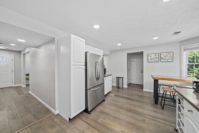 24 Pelican Dr 24, Walpole, MA 02081