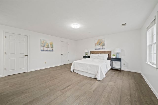 24 Pelican Dr 24, Walpole, MA 02081