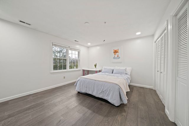 24 Pelican Dr 24, Walpole, MA 02081