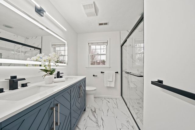 24 Pelican Dr 24, Walpole, MA 02081